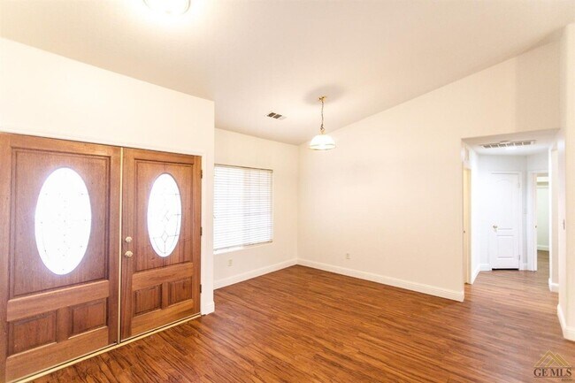 Foto del edificio - Charming 4 Bedroom Home in Southwest!