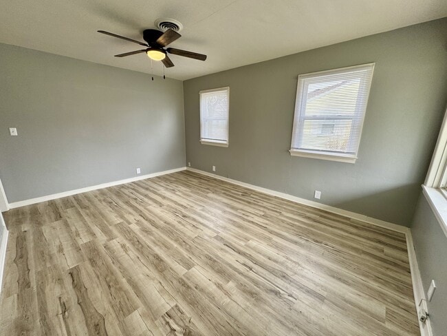 Building Photo - 1216 S Purdum St