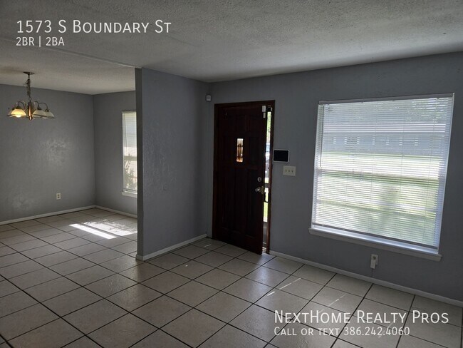 Foto del edificio - 1573 S Boundary St