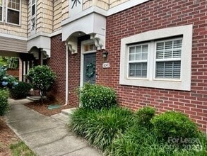 Building Photo - 3043 Uxbridge Woods Ct