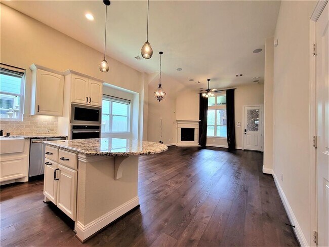 Building Photo - 18131 Caprock Springs Dr
