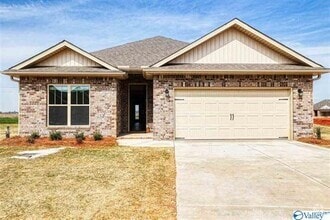 Building Photo - 12861 Tallulah Dr