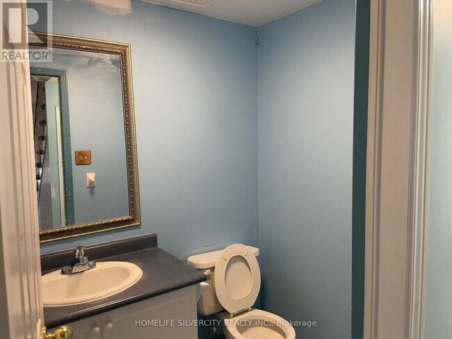 Building Photo - 51 Morningmist St