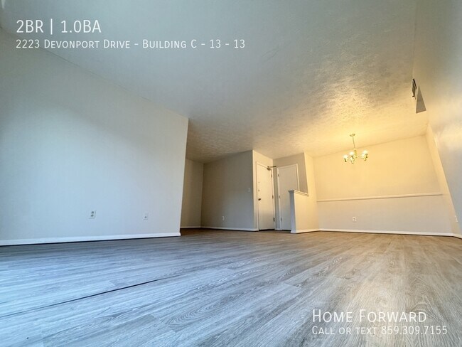 Foto del edificio - 2223 Devonport Dr