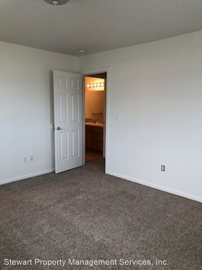 Building Photo - 6530 Onyx Ave