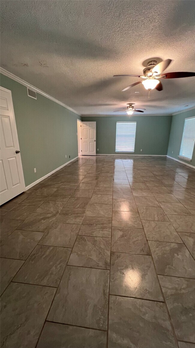 Foto del edificio - 5706 Avenue T