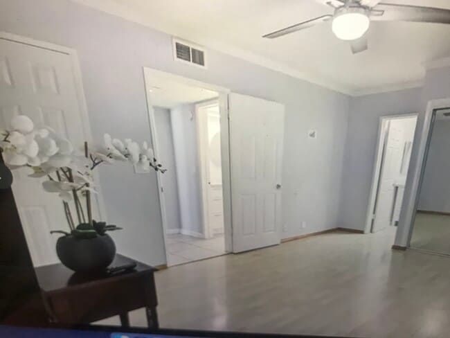 Master Bedroom - 15344 Weddington St