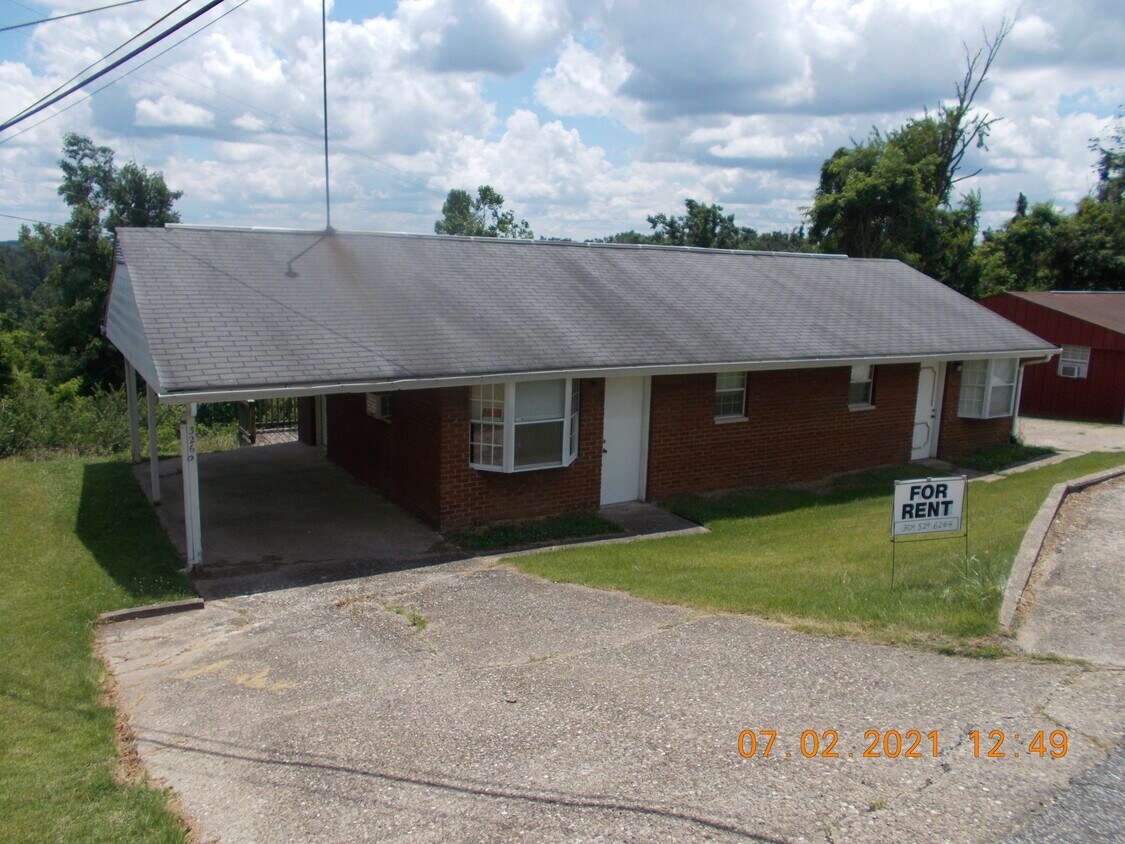 Primary Photo - 3260 McCoy Rd