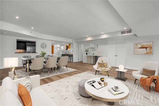 Foto del edificio - 13600 Marina Pointe Dr
