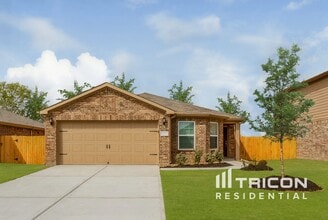 Building Photo - 508 Red Dusk Paint Dr