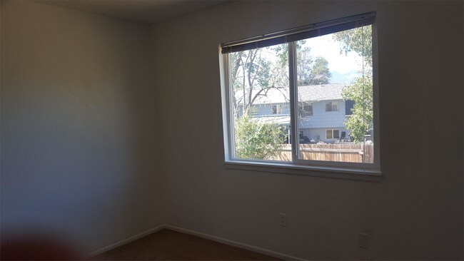 Building Photo - 3450 Cochran Dr