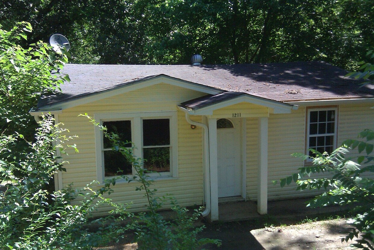 1211 Rogers Road, Oxford House Rental in Oxford, MS