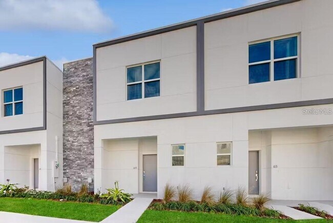 Building Photo - 609 Trikomo Dr