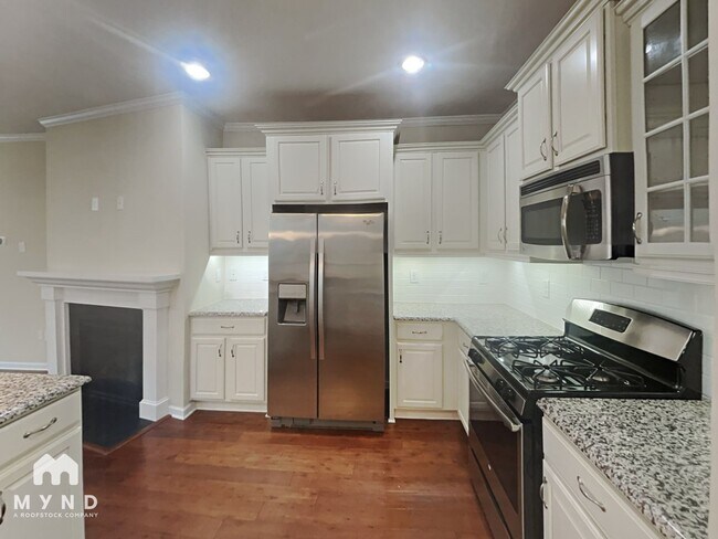 Foto del edificio - 1033 Pemberly Ave