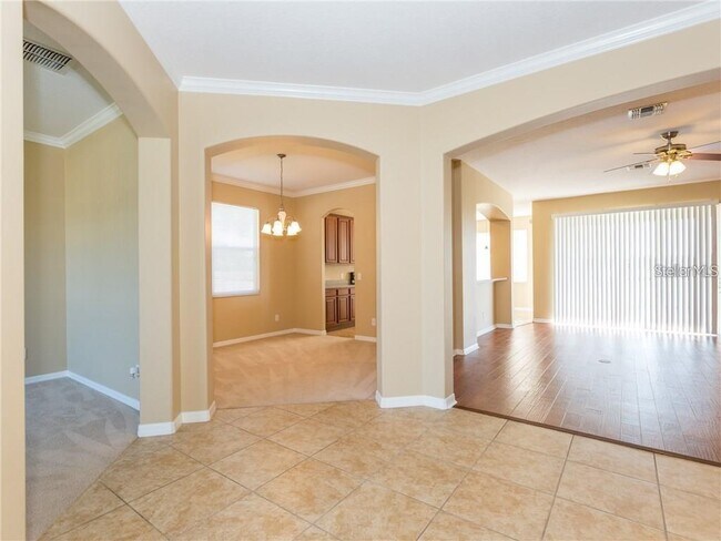 Building Photo - 173 Donner Dr