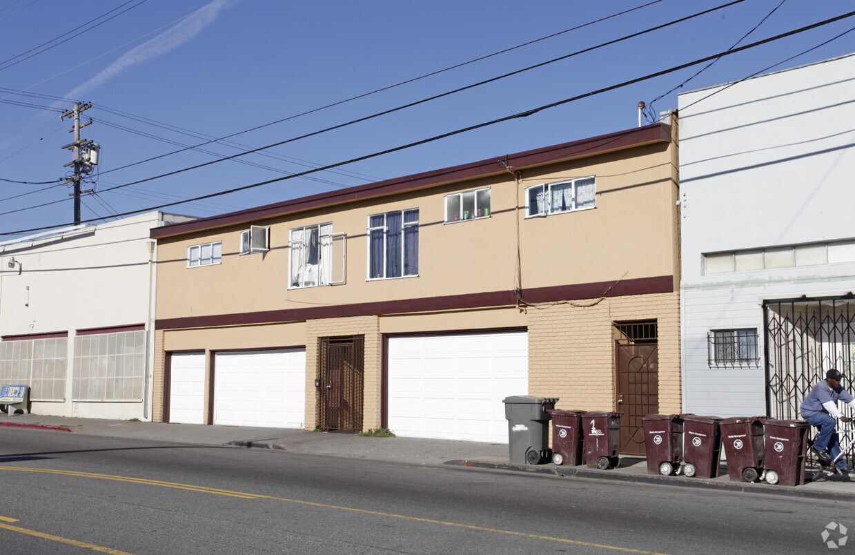 Building Photo - 3810 Foothill Blvd