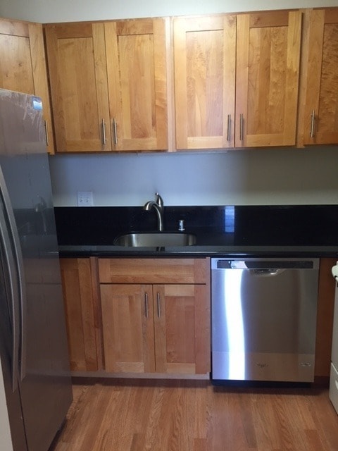 Building Photo - Newly Renovated! Punahou Area