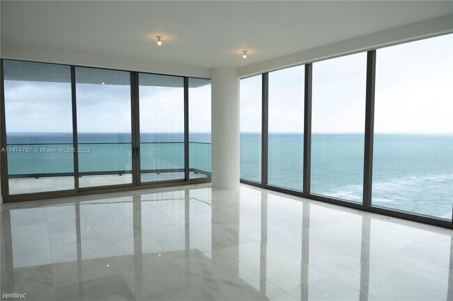 Foto del edificio - 5 br, 5.5 bath Condo - 17901 Collins Ave U...