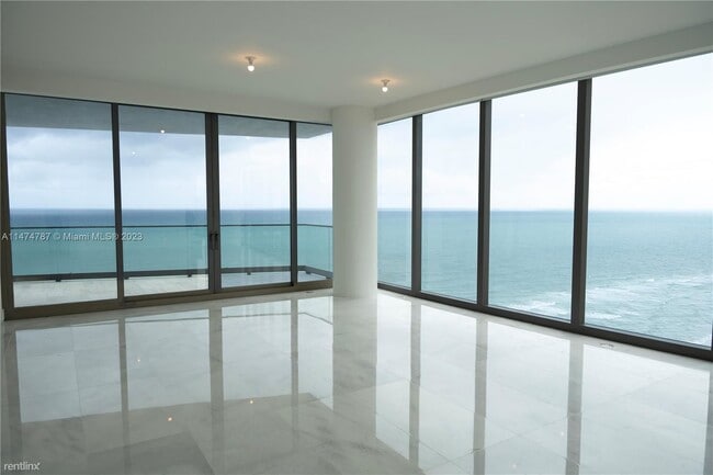 Building Photo - 5 br, 5.5 bath Condo - 17901 Collins Ave U...