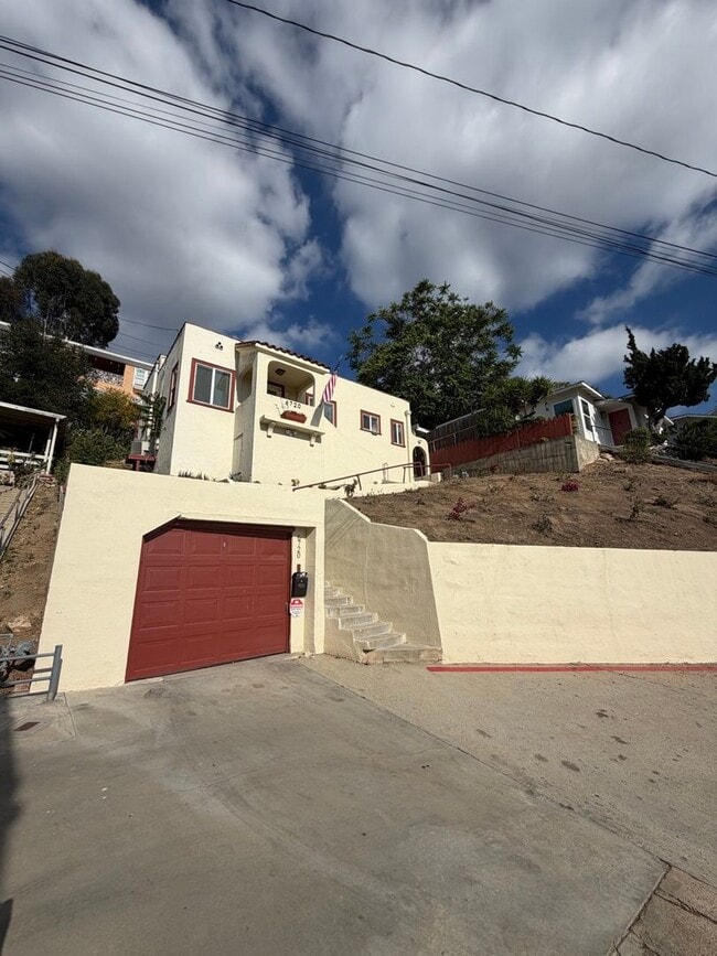 Foto del edificio - 6720 Stanford Way