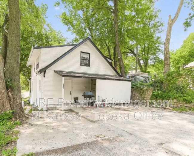 Foto del edificio - 8842 Lexington Ave