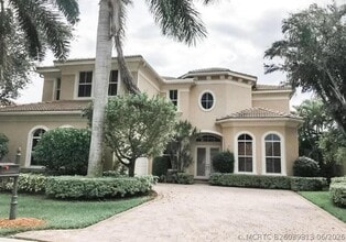 Building Photo - 117 Tranquilla Dr