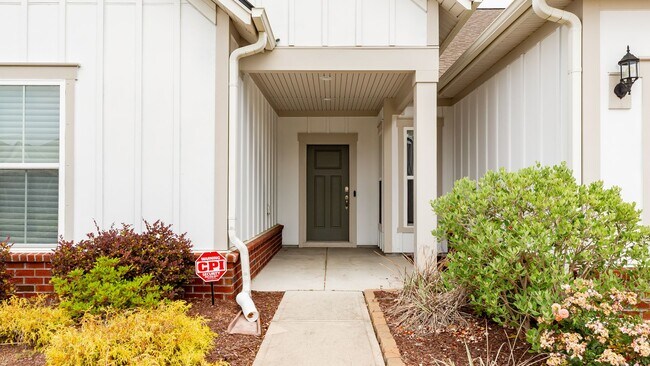 Building Photo - Del Webb Grande Dunes