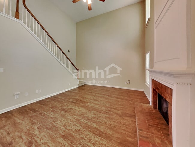 Building Photo - 7609 Hinman Circle
