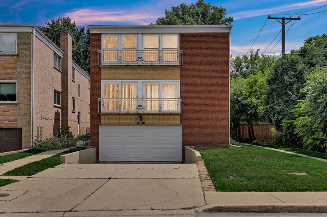 Building Photo - 3821 W MORSE Ave