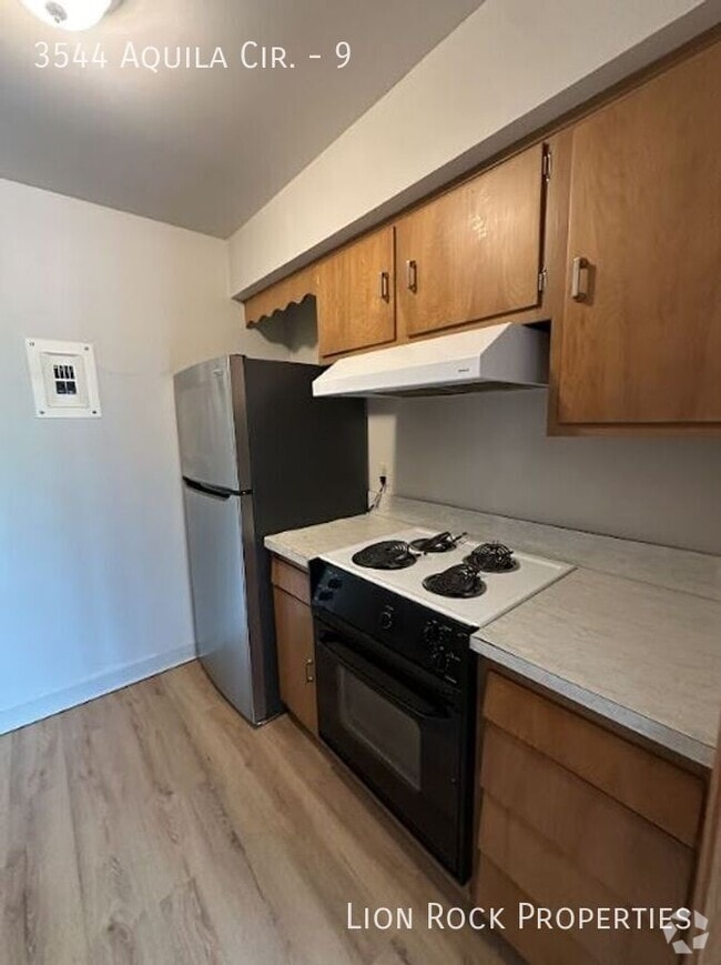 Building Photo - 3544 Aquila Cir