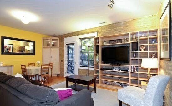 Foto del edificio - 4938 N Winthrop Ave