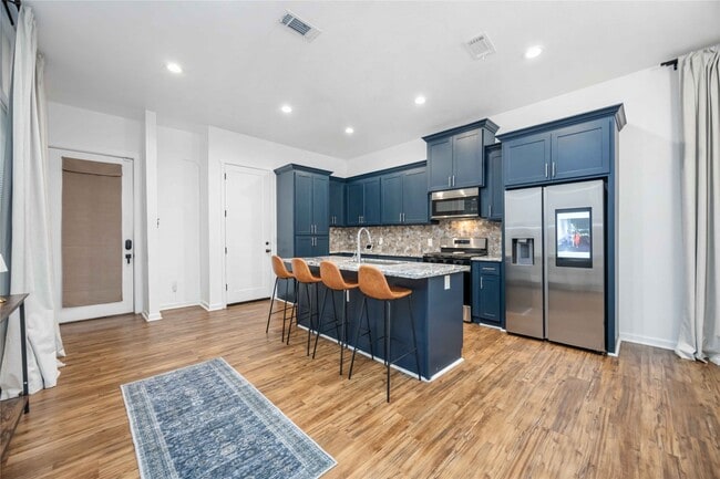 Foto del edificio - 14108 Bridgeport Rd