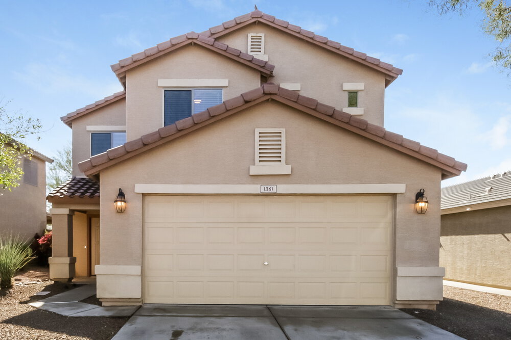 Foto principal - 1361 E Ryan Rd