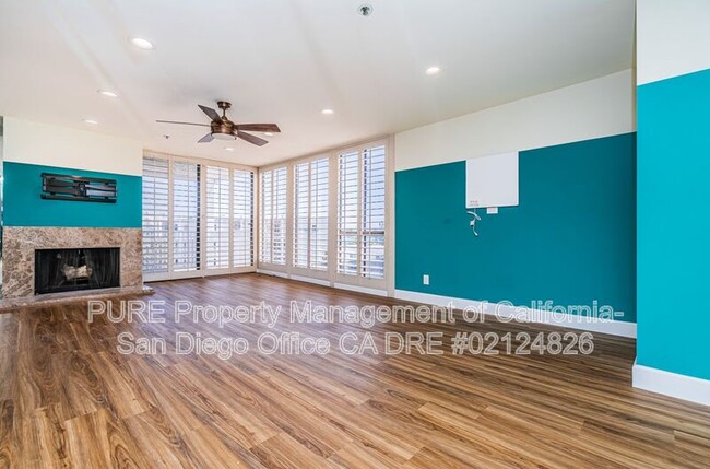 Building Photo - 1335 La Palma St