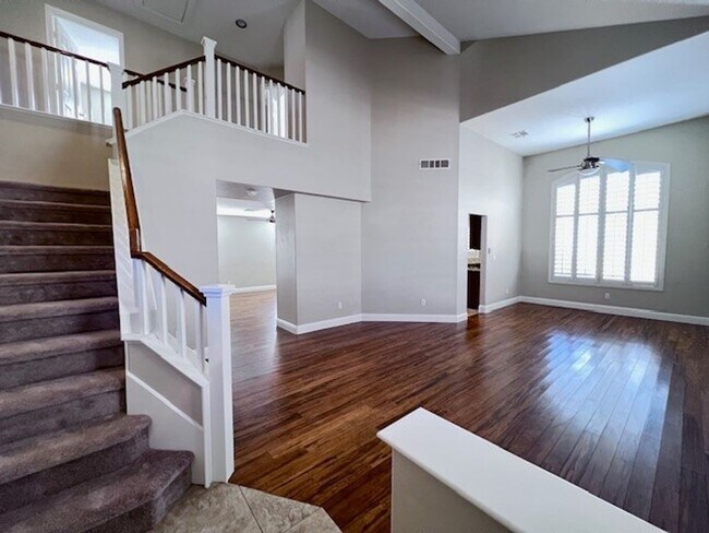 Foto del edificio - 4 bedroom Southwest Valley Charmer! Easy d...