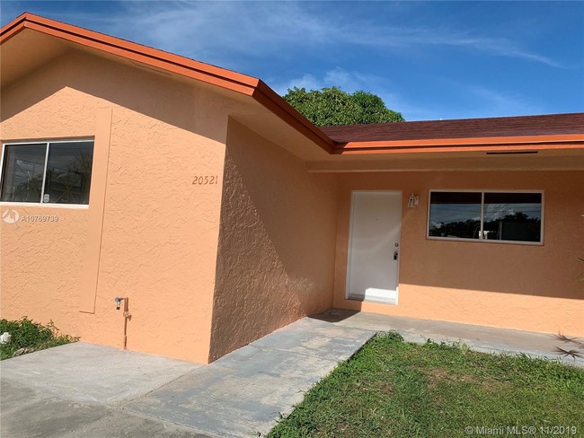Building Photo - 20521 Manta Dr