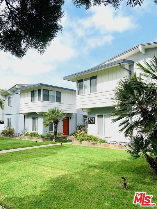 Foto del edificio - 321 Cameron Pl