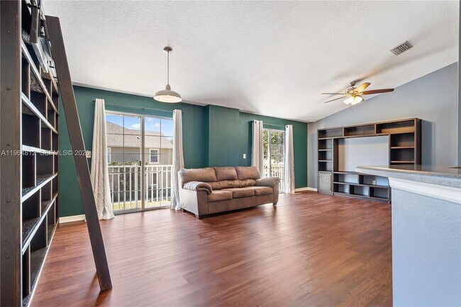 Building Photo - 6708 Eagle Feather Dr