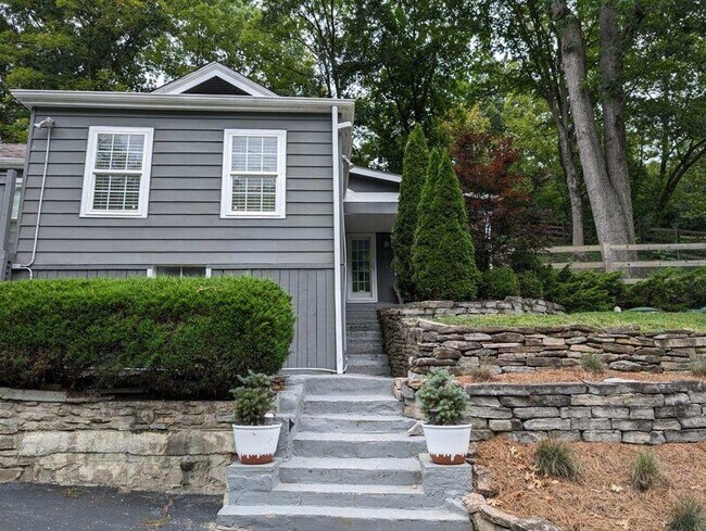 Photo - 4261 Walton Creek Rd House