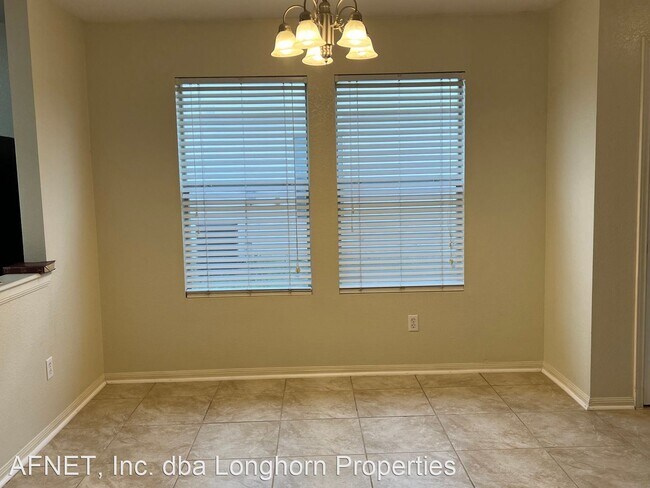 Foto del edificio - 3 br, 2 bath House - 5701 Capricorn Loop