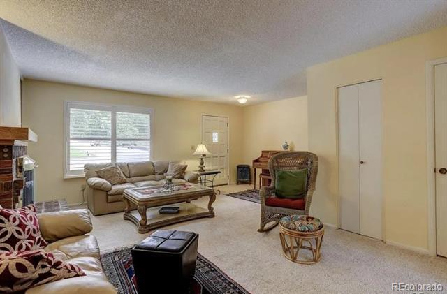 Foto del edificio - 14667 W Ellsworth Ave