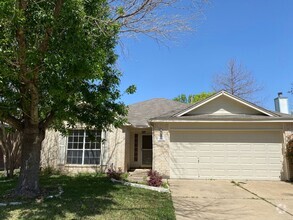 Building Photo - 146 Meadowlark Cir