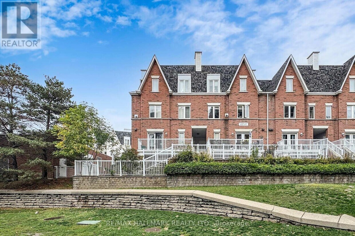 Primary Photo - 12-612 Sudbury St