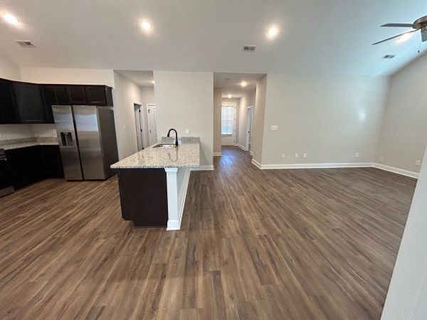 Building Photo - Coming Soon! Harper Village  2bd/2ba Townh...