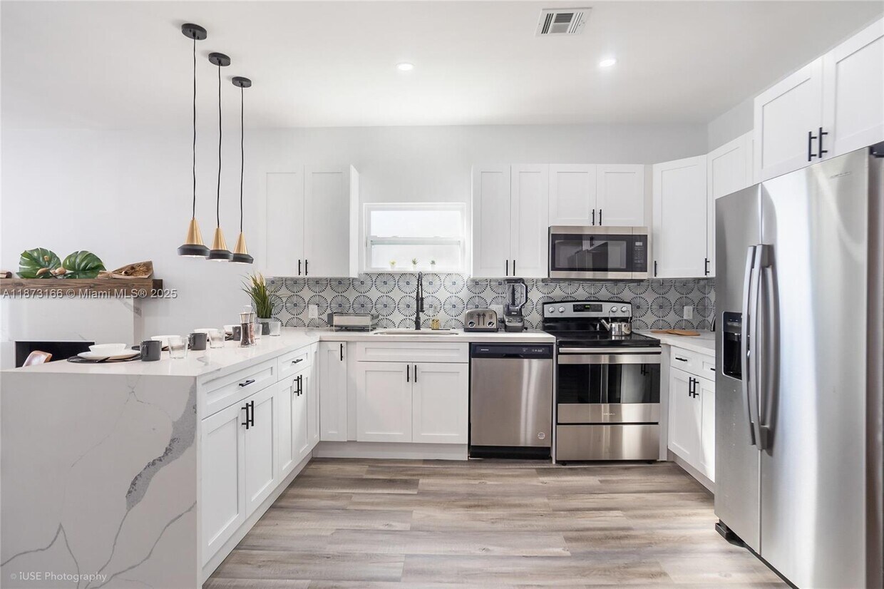 Foto principal - 1747 NW 45th St