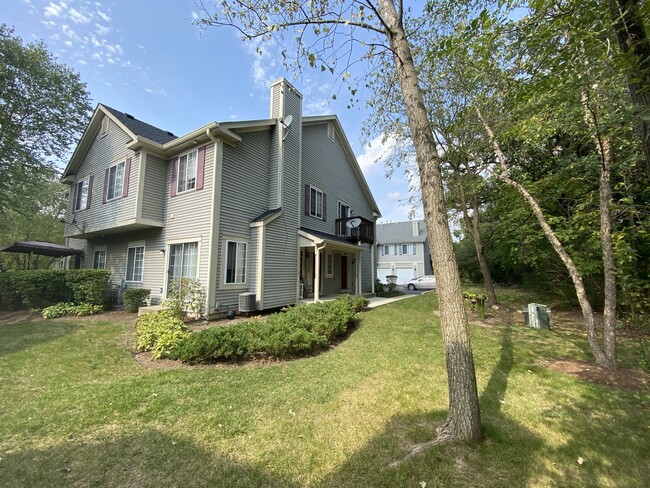 Building Photo - 269 Windsor Ct