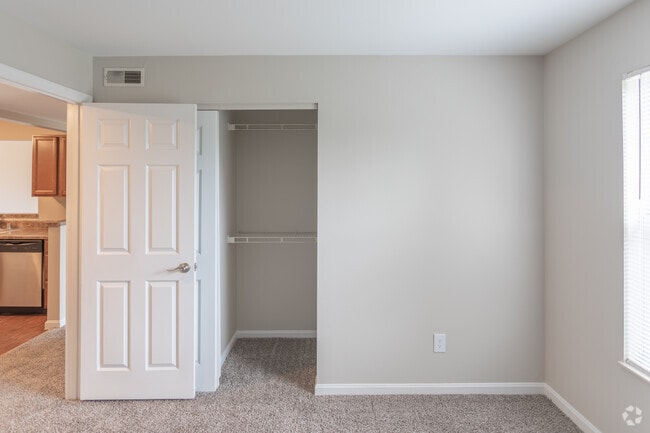 2BR, 1.5BA - 1,175 SF - Sky Harbor Apartments