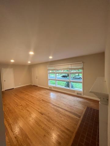Foto principal - 10402 Royal Rd