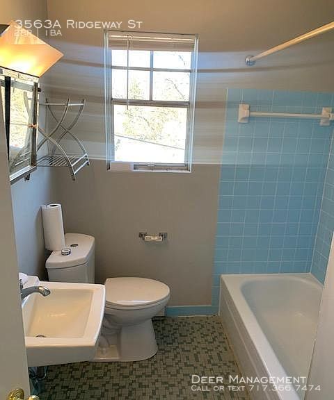 Foto del edificio - 3563 Ridgeway St