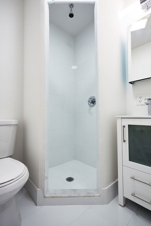 Foto del edificio - 304 E 62nd St